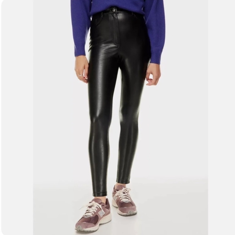 NWT Wilfred Free Charm Clack Skinny Faux Leather Black Pants